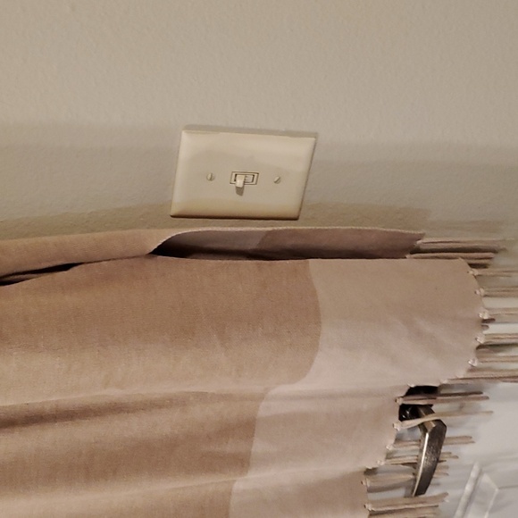 Lysse Taupe Long sleeveless Cardigan vest NWOT never worn 1x/2x with frails - Picture 7 of 9